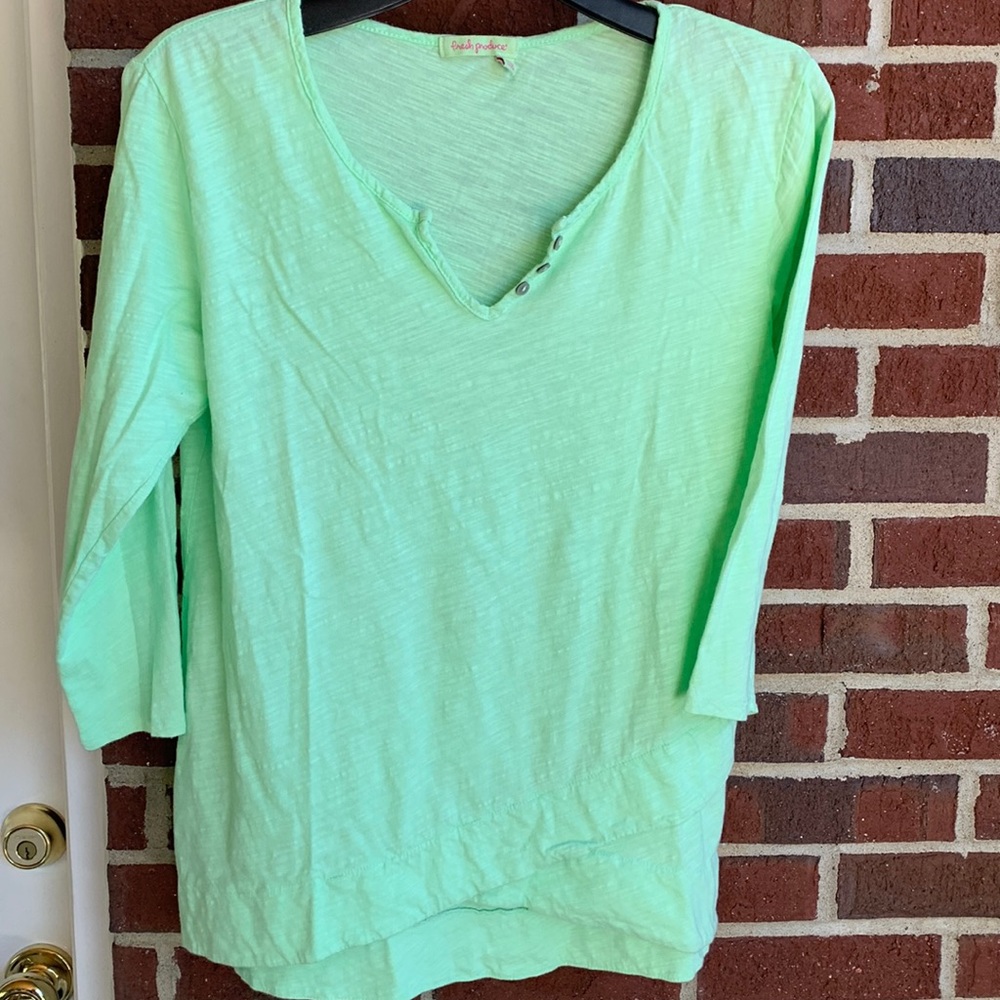 Fresh Produce Size M LT Green top